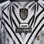 Áo Thủ Môn Juventus Tay Dài Màu Đen