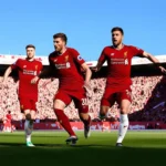 Cầu thủ Liverpool thi đấu