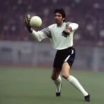 Gianluigi Buffon năm sinh 1978, thể hiện tài năng thủ môn từ nhỏ