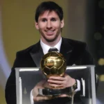 Messi 2009 Cùng Quả Bóng Vàng