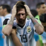 Messi buồn bã sau khi Argentina để thua Chile ở chung kết Copa America 2016