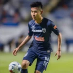 Chanathip Songkrasin, "Tiểu Messi", là một tài năng trẻ của bóng đá Thái Lan.