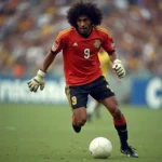 René Higuita, một trong những thủ môn vĩ đại nhất lịch sử bóng đá Colombia