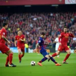 Messi sút phạt vào lưới Liverpool: Khoảnh khắc lịch sử